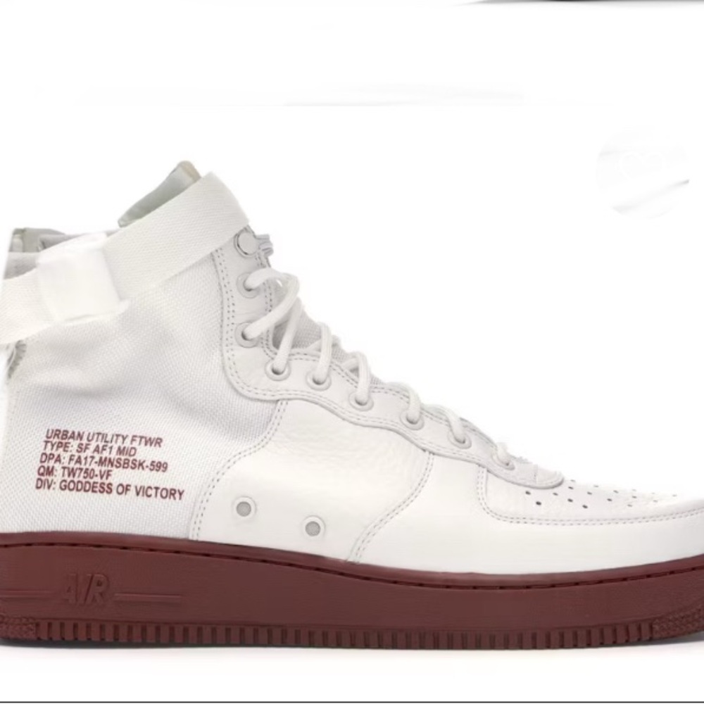 Nike SF Air Force 1 Mid